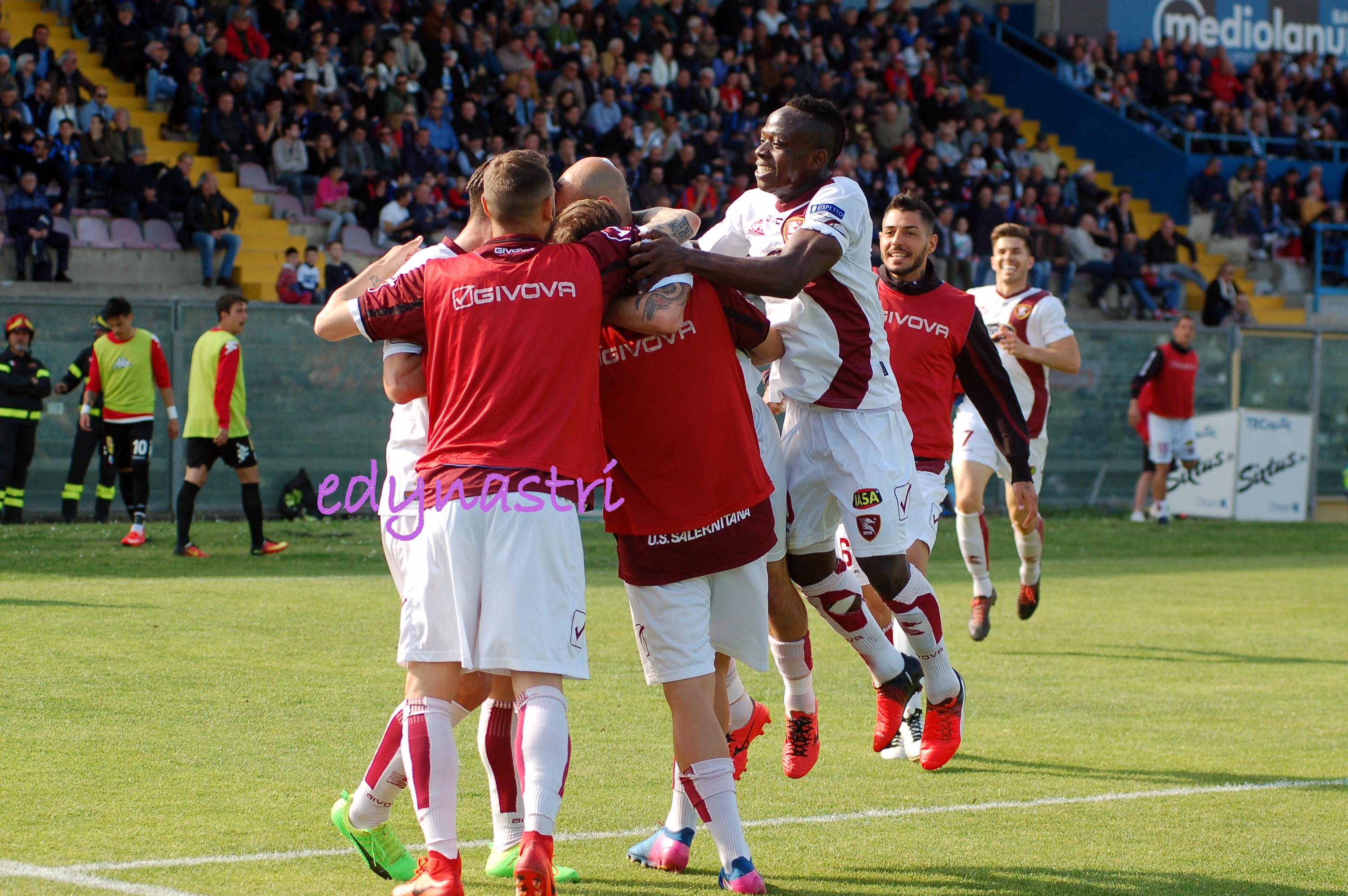 Pisa Salernitana esultanza gol di Rosina