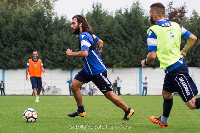 Mora in allenamento, con Antenucci e Schiattarella; foto di Isabella Gandolfi